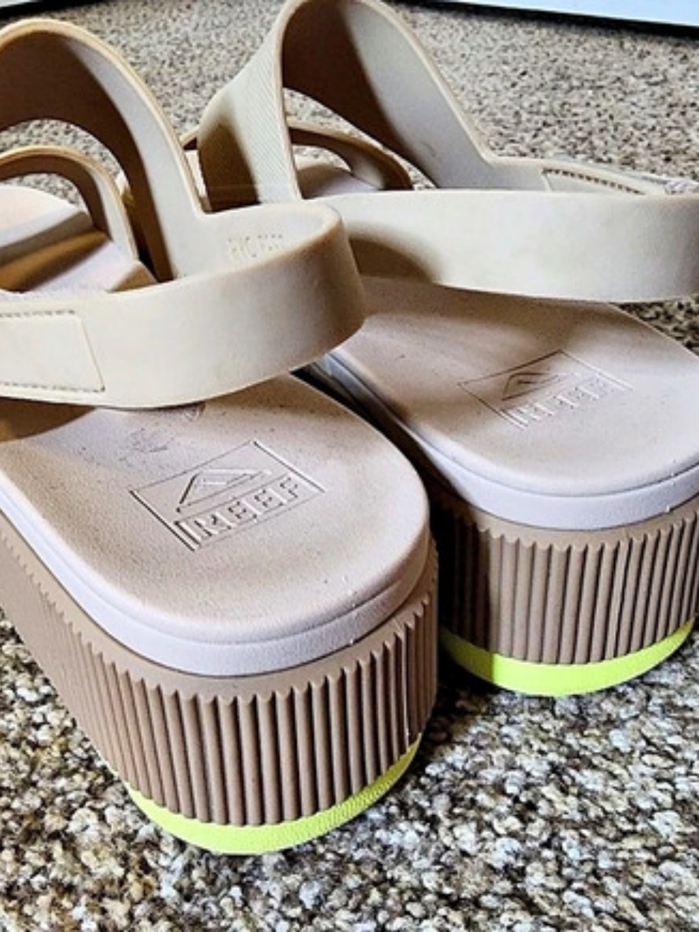Reef Platform Sandals Sand + Lime US 9 - Picture 6 of 6